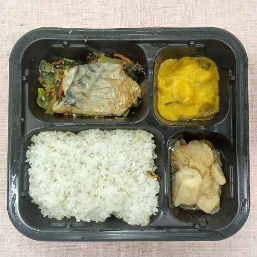 サバの味噌煮弁当