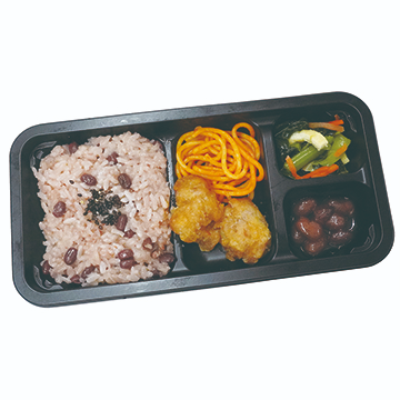 赤飯弁当(ﾌﾂｳ彩)
